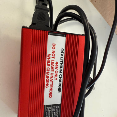 Magnus Replacement Charger